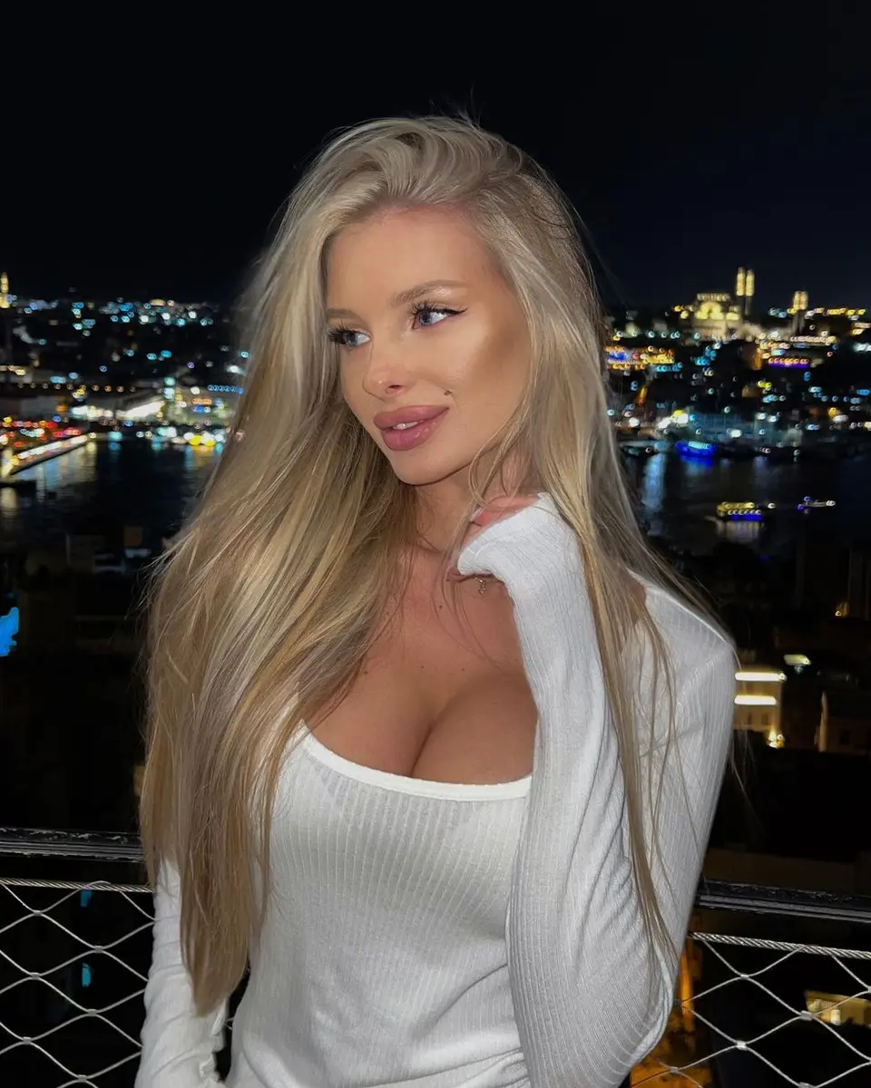 Алиана эскорт в городе Москва