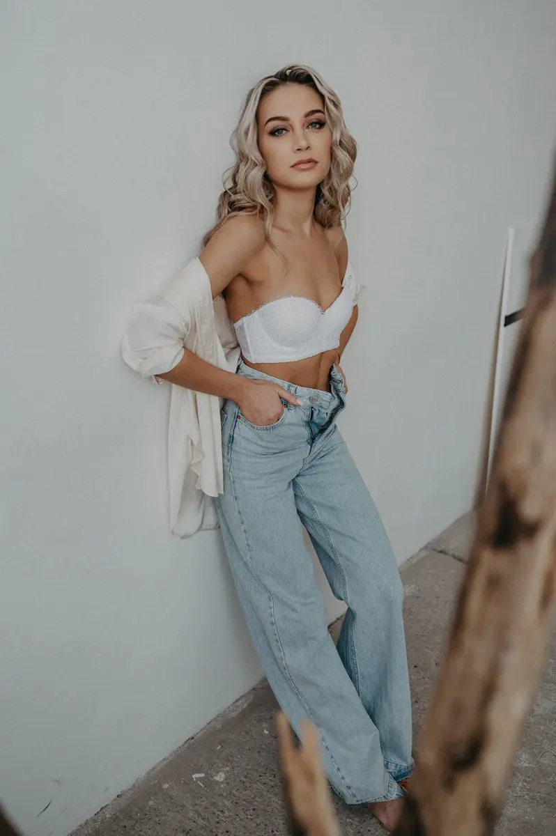 Арина эскорт в городе Москва