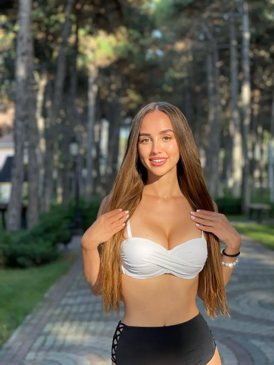 Эличка эскорт в городе Москва