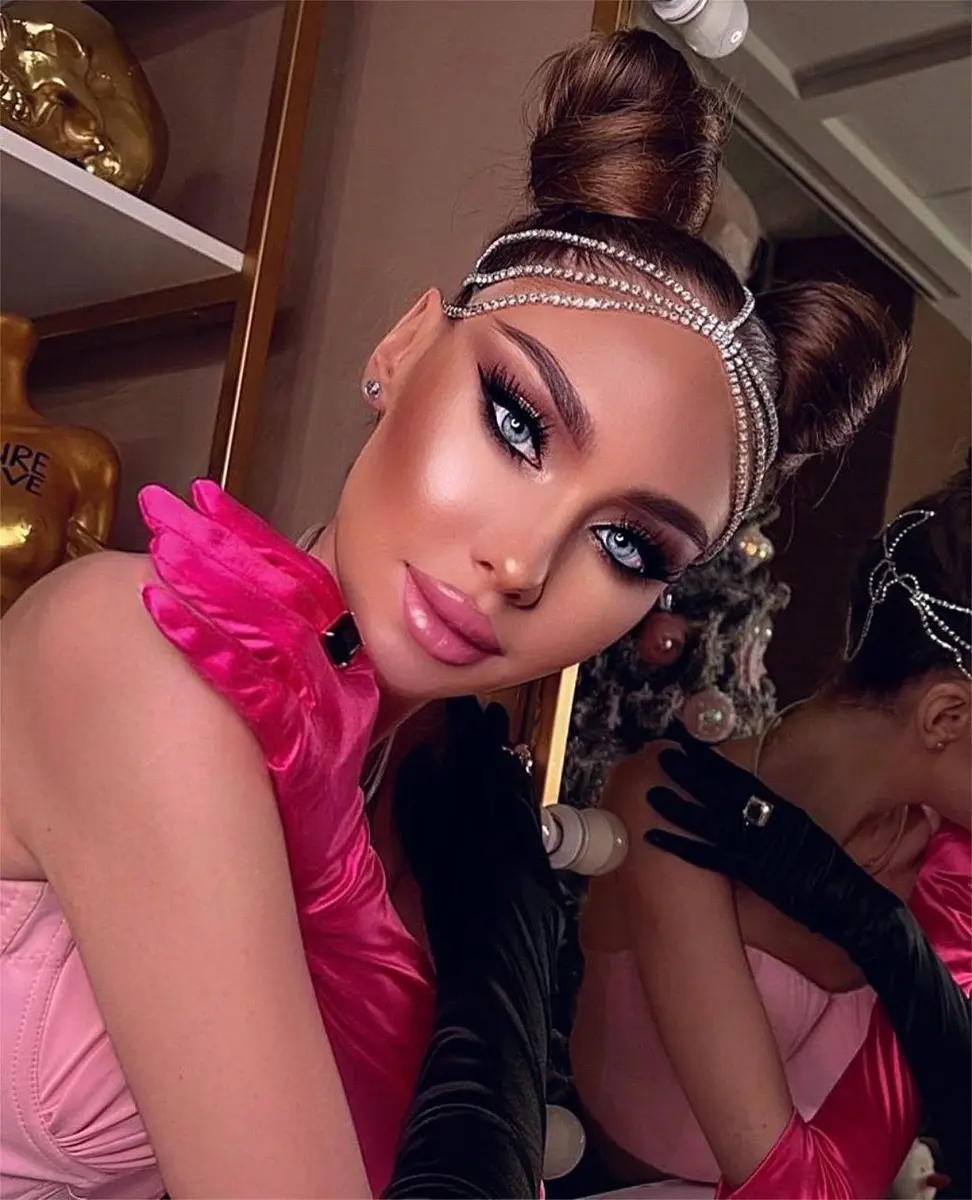 Фиора эскорт в городе Москва