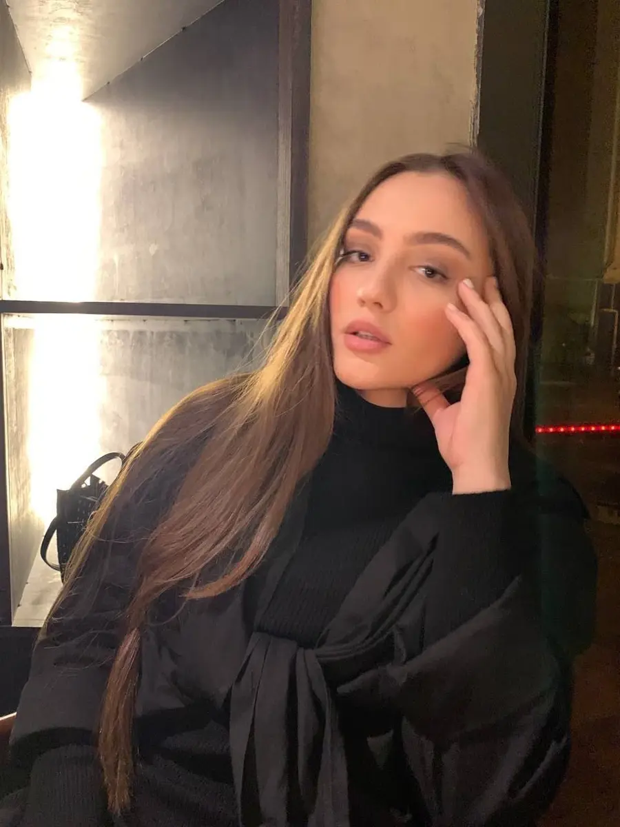 Камари эскорт в городе Москва