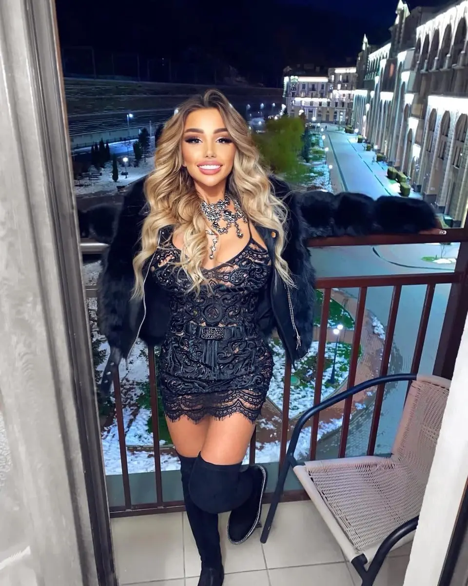 Карди Топ эскорт в городе Москва