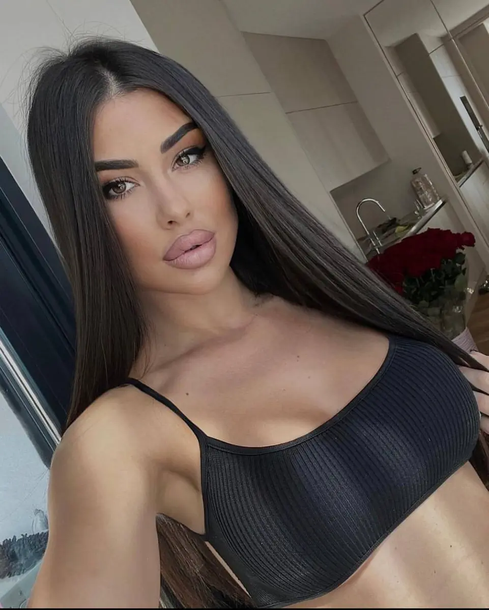 Лара эскорт в городе Москва