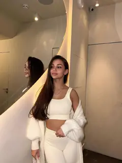 Лукреция эскорт в городе Москва