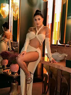 Миланка эскорт в городе Москва