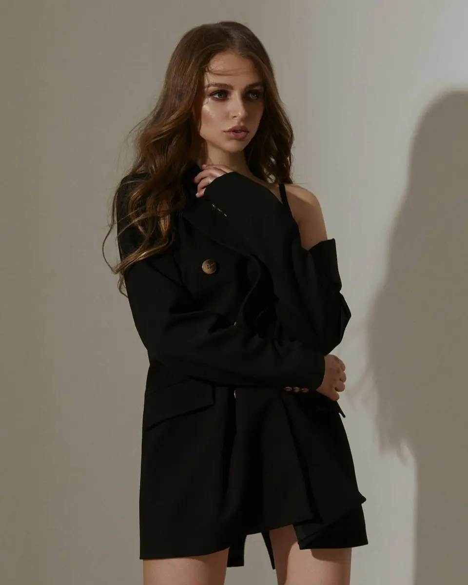 Молли эскорт в городе Москва