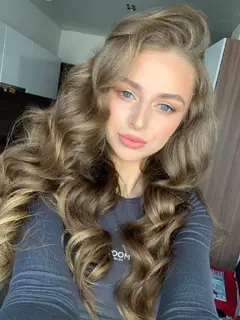 Молли эскорт в городе Москва