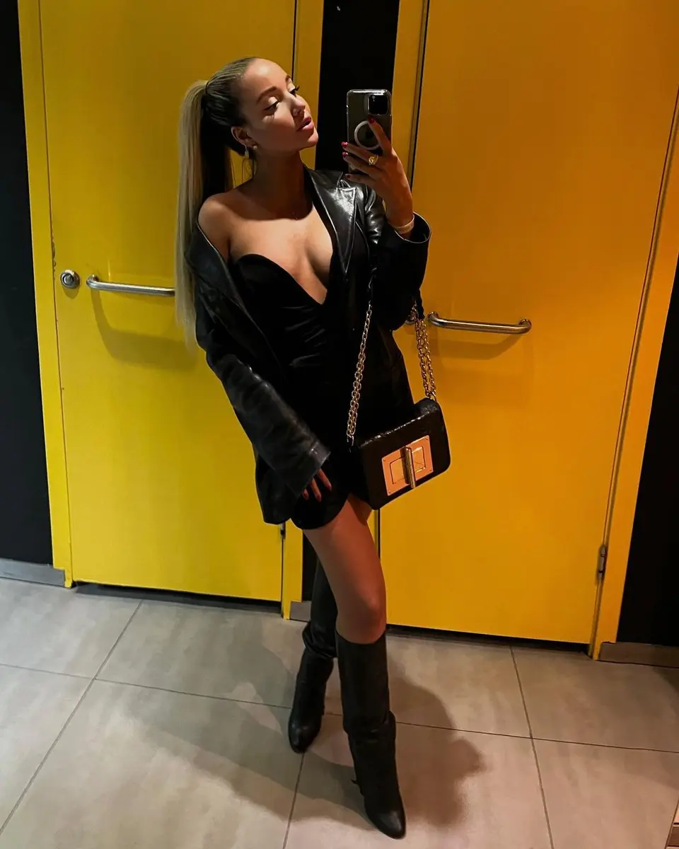 Надя эскорт в городе Москва