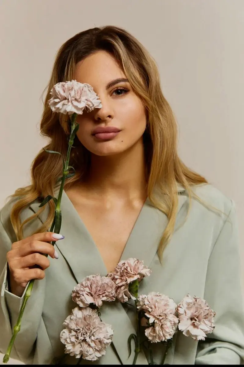 Перри эскорт в городе Москва