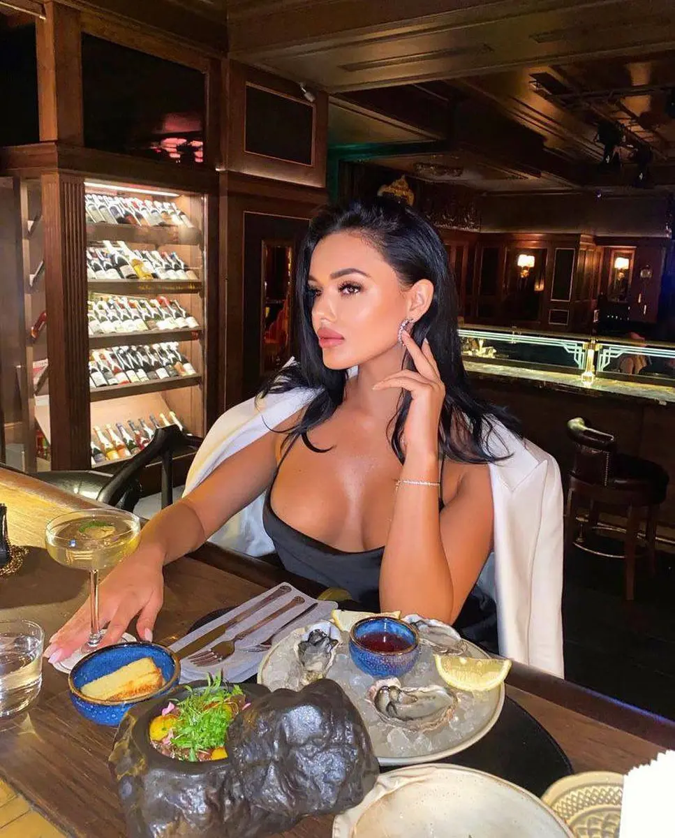 Рената эскорт в городе Москва