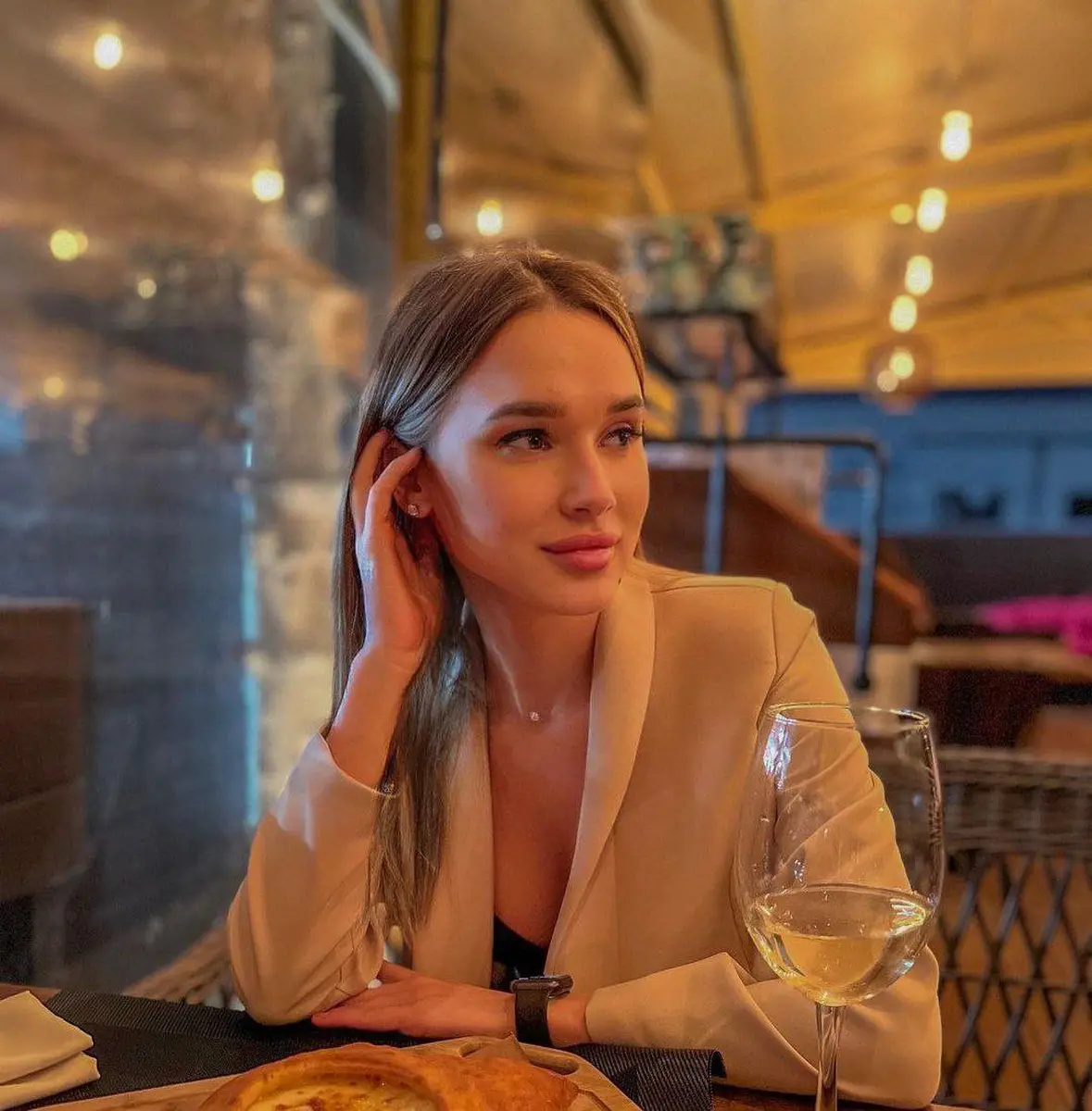 Снежа эскорт в городе Москва