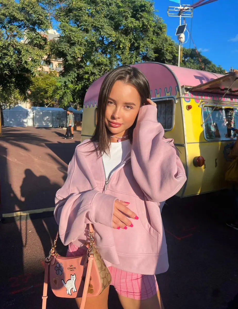 Соня эскорт в городе Москва