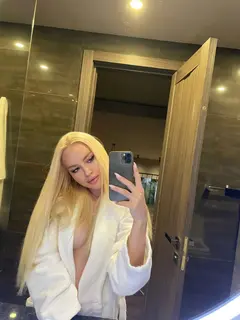 Тейлор эскорт в городе Москва