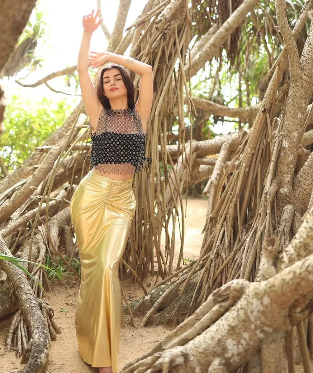 Замина эскорт в городе Москва